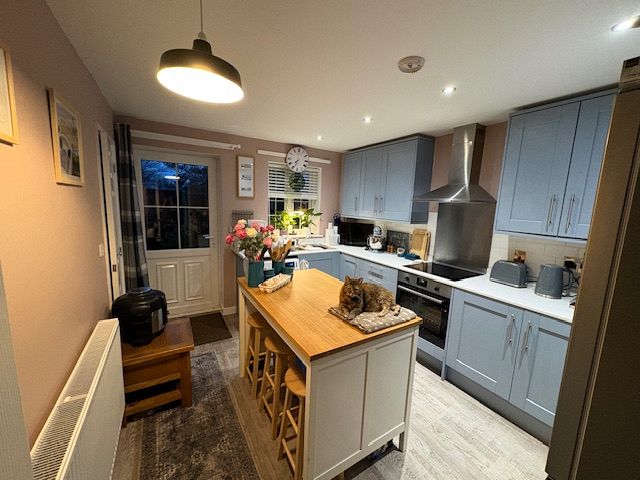 4 Crouch Hill Close , Sherborne 